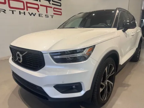 Photos of 2020 Volvo XC40 R-Design for sale in Indianapolis, IN at Fishers Imports - North West