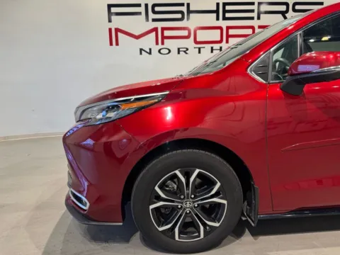 Another view of 2025 Toyota Sienna Platinum for sale in Indianapolis, IN at Fishers Imports - North West