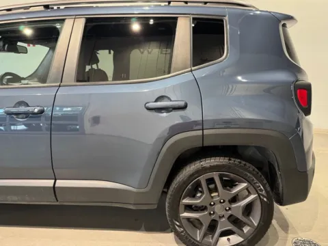 More photos of 2021 Jeep Renegade Latitude at Fishers Imports - North West, IN