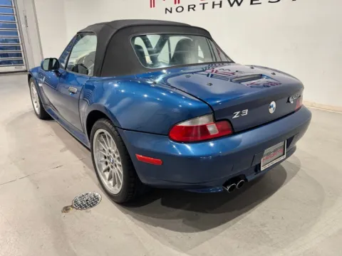More photos of 2001 BMW Z3 3.0i at Fishers Imports - North West, IN