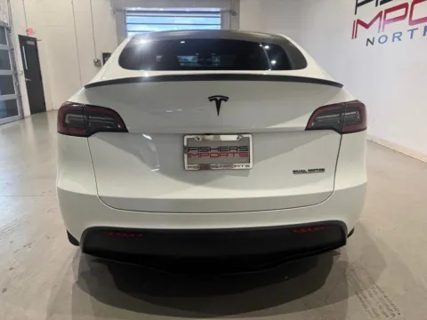 More photos of 2023 Tesla Model Y Performance at Fishers Imports - North West, IN