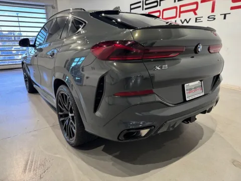 More photos of 2022 BMW X6 xDrive40i at Fishers Imports - North West, IN