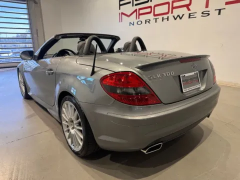 More photos of 2010 Mercedes-Benz SLK 300 at Fishers Imports - North West, IN
