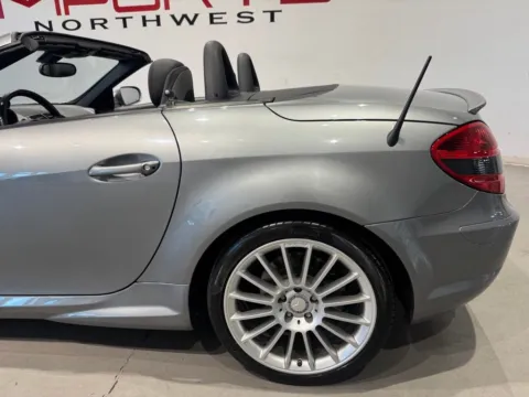 More photos of 2010 Mercedes-Benz SLK 300 at Fishers Imports - North West, IN