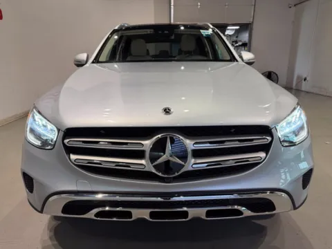 More photos of 2022 Mercedes-Benz GLC 300 at Fishers Imports - North West, IN