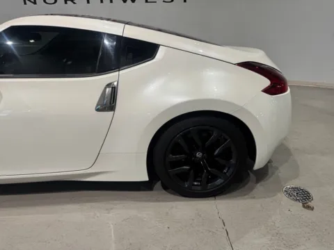 More photos of 2020 Nissan 370Z at Fishers Imports - North West, IN