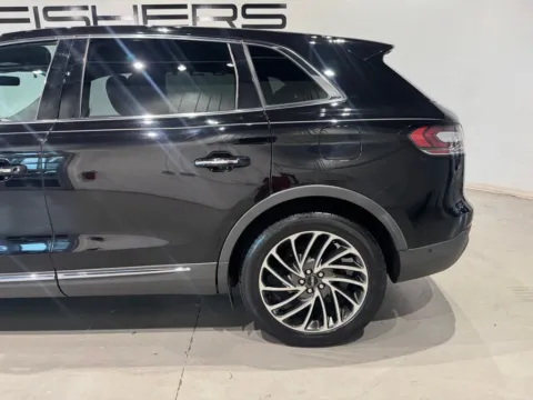 More photos of 2020 Lincoln Nautilus Reserve at Fishers Imports - North West, IN