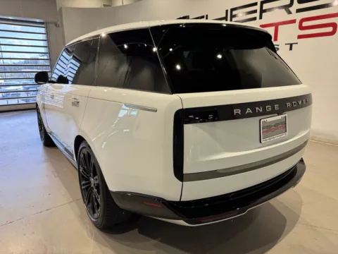 More photos of 2025 Land Rover Range Rover SE at Fishers Imports - North West, IN
