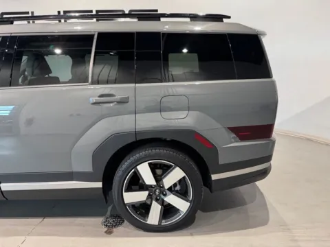 More photos of 2025 Hyundai Santa Fe Limited at Fishers Imports - North West, IN