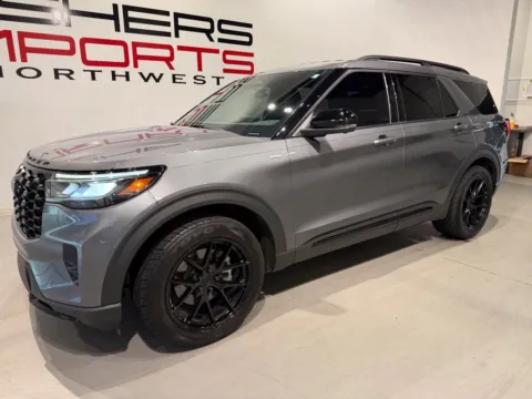 Photos of 2025 Ford Explorer ST-Line for sale in Indianapolis, IN at Fishers Imports - North West