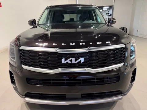 More photos of 2022 Kia Telluride EX at Fishers Imports - North West, IN