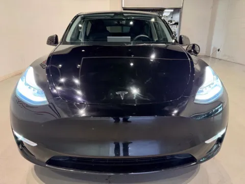 More photos of 2021 Tesla Model Y Long Range at Fishers Imports - North West, IN