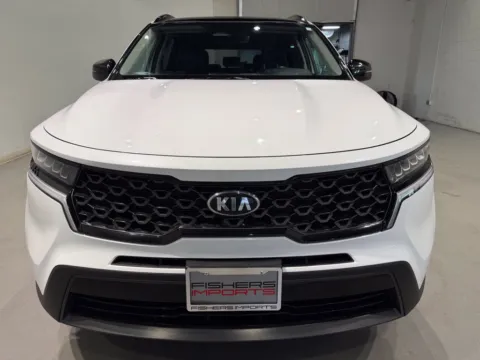 More photos of 2021 Kia Sorento S at Fishers Imports - North West, IN