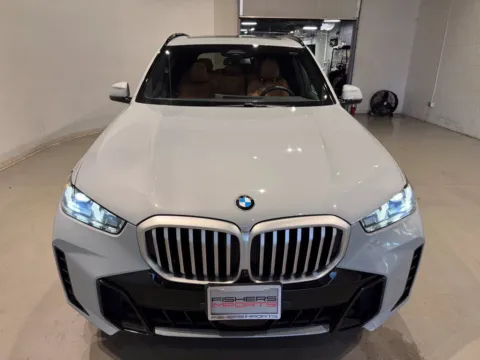 More photos of 2024 BMW X5 xDrive40i at Fishers Imports - North West, IN