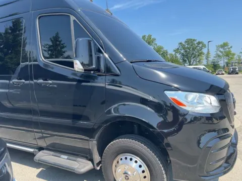 More photos of 2021 Mercedes-Benz Sprinter 3500 Cargo 170 WB at Fishers Imports - North West, IN