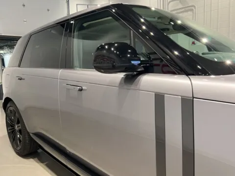More photos of 2024 Land Rover Range Rover SE at Fishers Imports - North West, IN