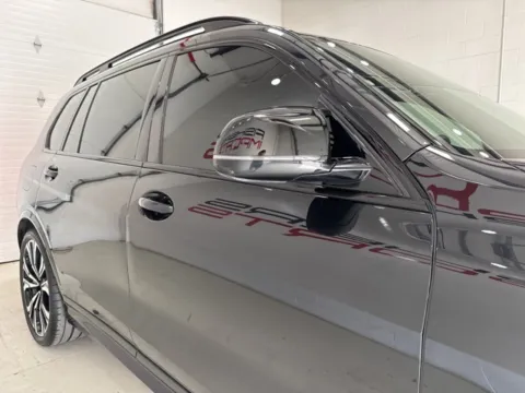 More photos of 2024 BMW X7 M60i at Fishers Imports - North West, IN