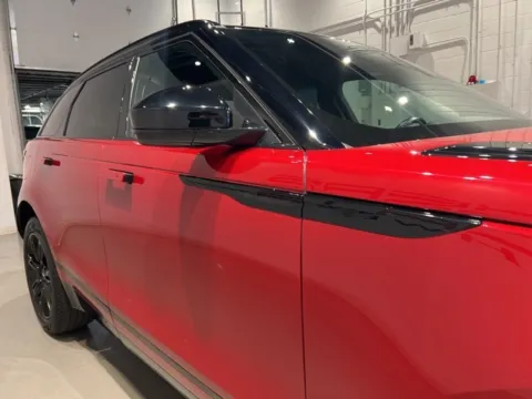 More photos of 2022 Land Rover Range Rover Velar P250 R-Dynamic S at Fishers Imports - North West, IN