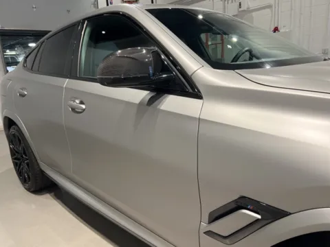 More photos of 2021 BMW X6 M at Fishers Imports - North West, IN