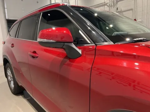 More photos of 2020 Toyota Highlander Platinum at Fishers Imports - North West, IN