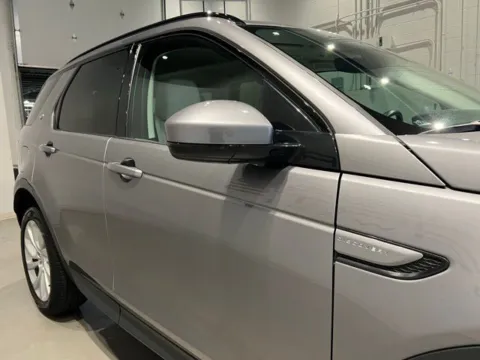 More photos of 2023 Land Rover Discovery Sport SE at Fishers Imports - North West, IN