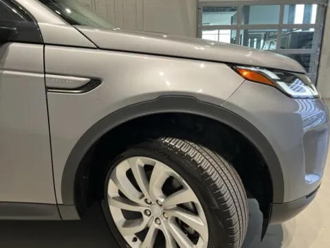 More photos of 2023 Land Rover Discovery Sport SE at Fishers Imports - North West, IN