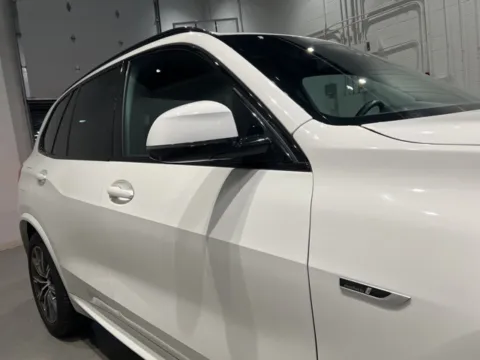 More photos of 2023 BMW X5 xDrive45e at Fishers Imports - North West, IN