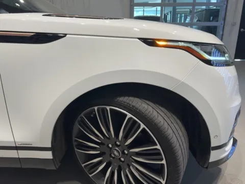 More photos of 2019 Land Rover Range Rover Velar SE R-Dynamic at Fishers Imports - North West, IN