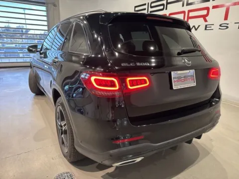 More photos of 2022 Mercedes-Benz GLC 300 at Fishers Imports - North West, IN
