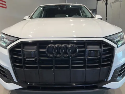 Photos of 2023 Audi Q7 55 Prestige for sale in Indianapolis, IN at Fishers Imports - North West