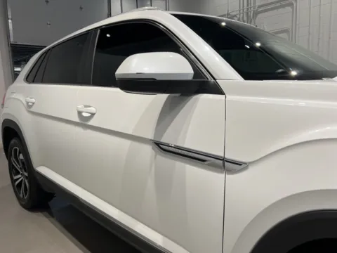 More photos of 2023 Volkswagen Atlas Cross Sport 3.6L V6 SEL at Fishers Imports - North West, IN