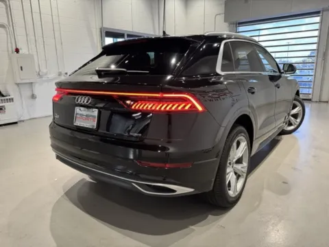 More photos of 2022 Audi Q8 55 Premium Plus at Fishers Imports - North West, IN