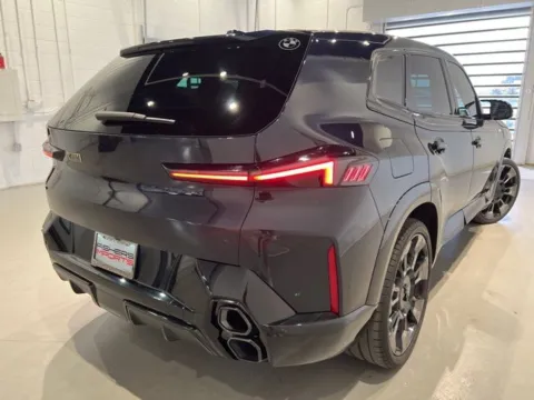 More photos of 2023 BMW XM at Fishers Imports - North West, IN