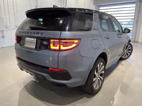 More photos of 2022 Land Rover Discovery Sport SE R-Dynamic at Fishers Imports - North West, IN