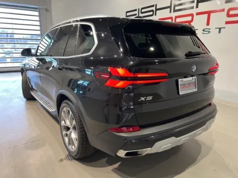 More photos of 2024 BMW X5 xDrive40i at Fishers Imports - North West, IN