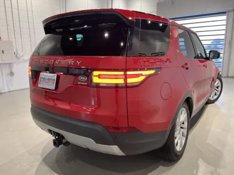 More photos of 2017 Land Rover Discovery HSE at Fishers Imports - North West, IN