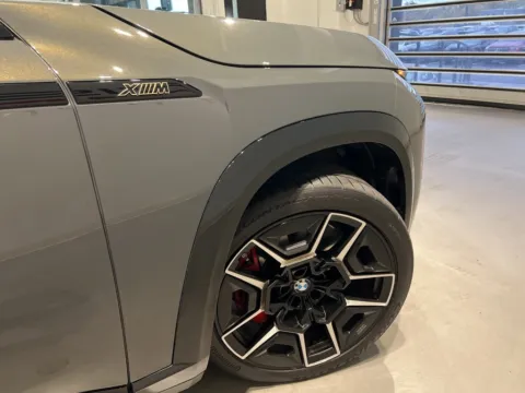 More photos of 2023 BMW XM at Fishers Imports - North West, IN