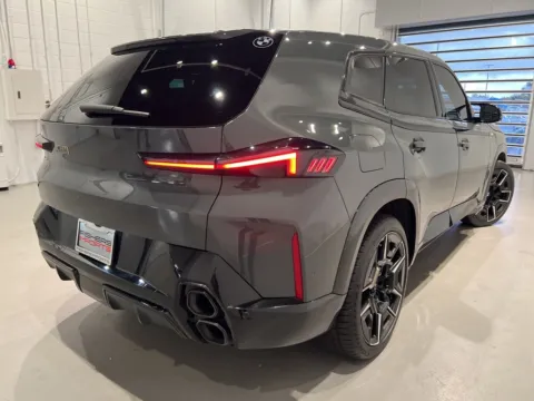 More photos of 2023 BMW XM at Fishers Imports - North West, IN