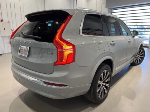 More photos of 2024 Volvo XC90 B6 Plus Bright Theme at Fishers Imports - North West, IN