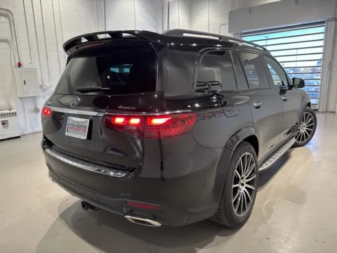 More photos of 2024 Mercedes-Benz GLS 580 at Fishers Imports - North West, IN