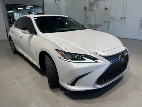 Another view of 2019 Lexus ES 350 for sale in Indianapolis, IN at Fishers Imports - North West