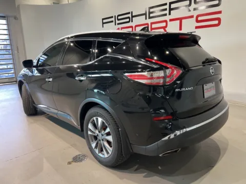 More photos of 2017 Nissan Murano SL at Fishers Imports - North West, IN