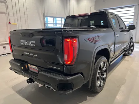 More photos of 2023 GMC Sierra 1500 Denali Ultimate at Fishers Imports - North West, IN