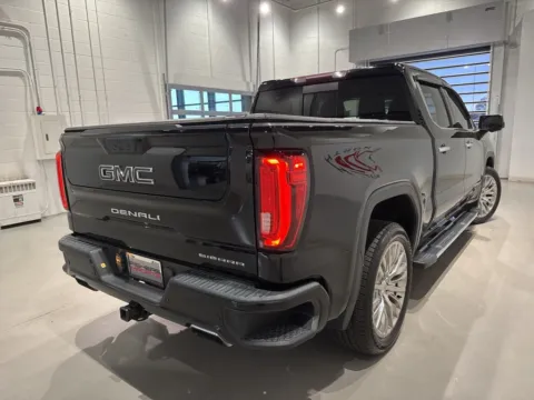 More photos of 2019 GMC Sierra 1500 Denali at Fishers Imports - North West, IN