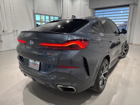 More photos of 2020 BMW X6 M50i at Fishers Imports - North West, IN