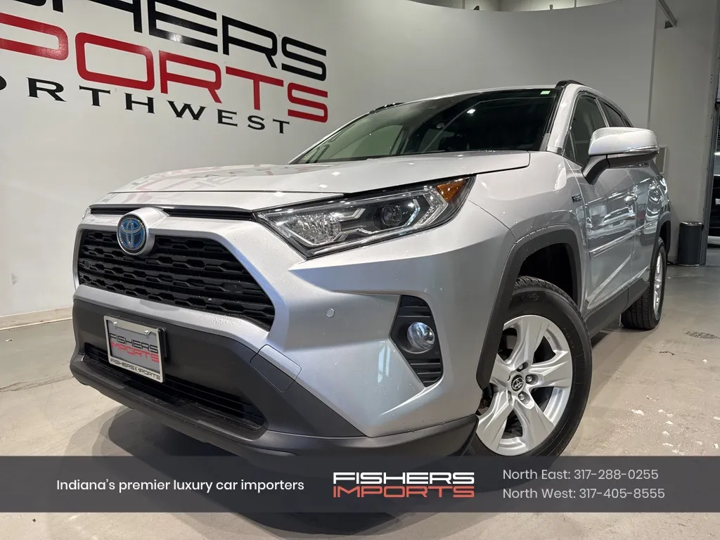 2019 Toyota RAV4 XLE's photo
