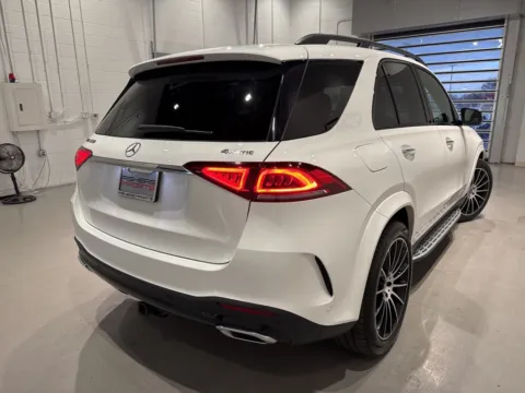 More photos of 2023 Mercedes-Benz GLE 350 at Fishers Imports - North West, IN