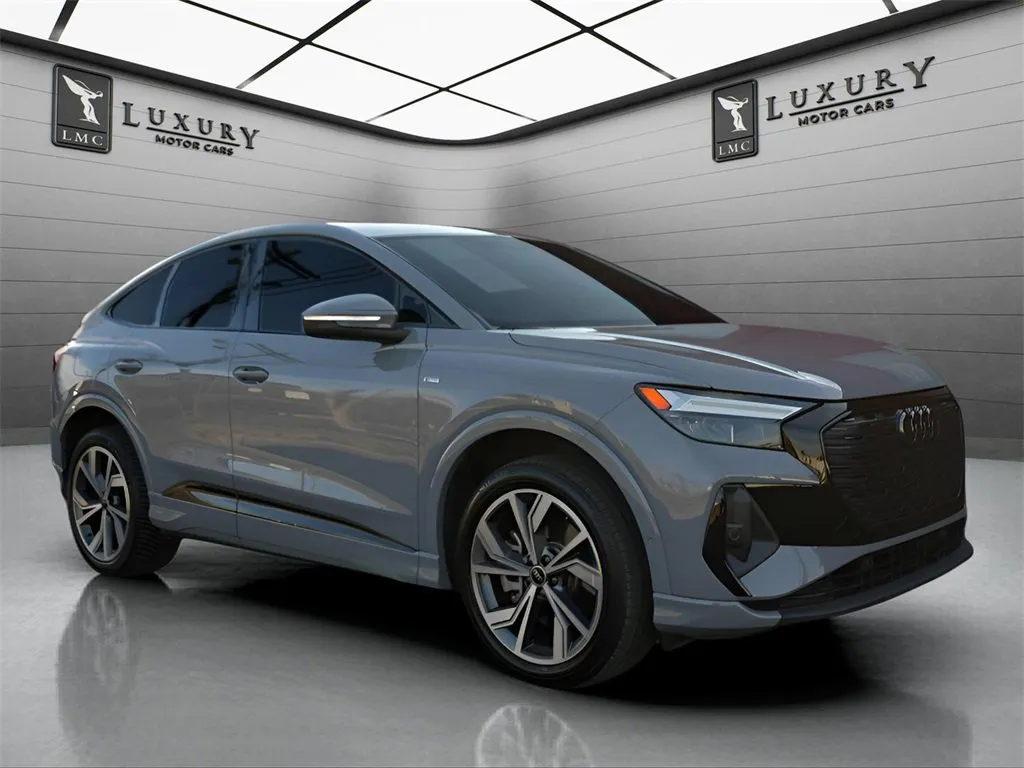 2024 Audi Q4 Sportback e-tron Premium Plus's photo