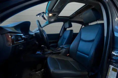 Photos of 2006 BMW 3 Series 325i for sale in Hillside, NJ at Luxury Motor Cars