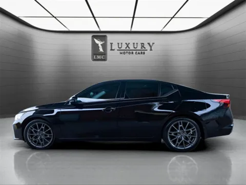 More photos of 2023 Nissan Altima 2.0 SR at Luxury Motor Cars, NJ